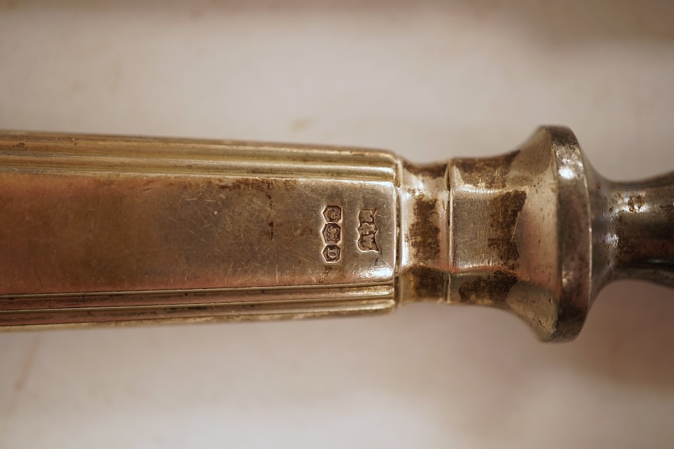 An Elizabeth II part canteen of silver cutlery, by Mappin & Webb, comprising six of the following, tablespoons, table forks, dessert spoons, soup spoons dessert forks, coffee spoons, teaspoons, grapefruit spoons, fish fo
